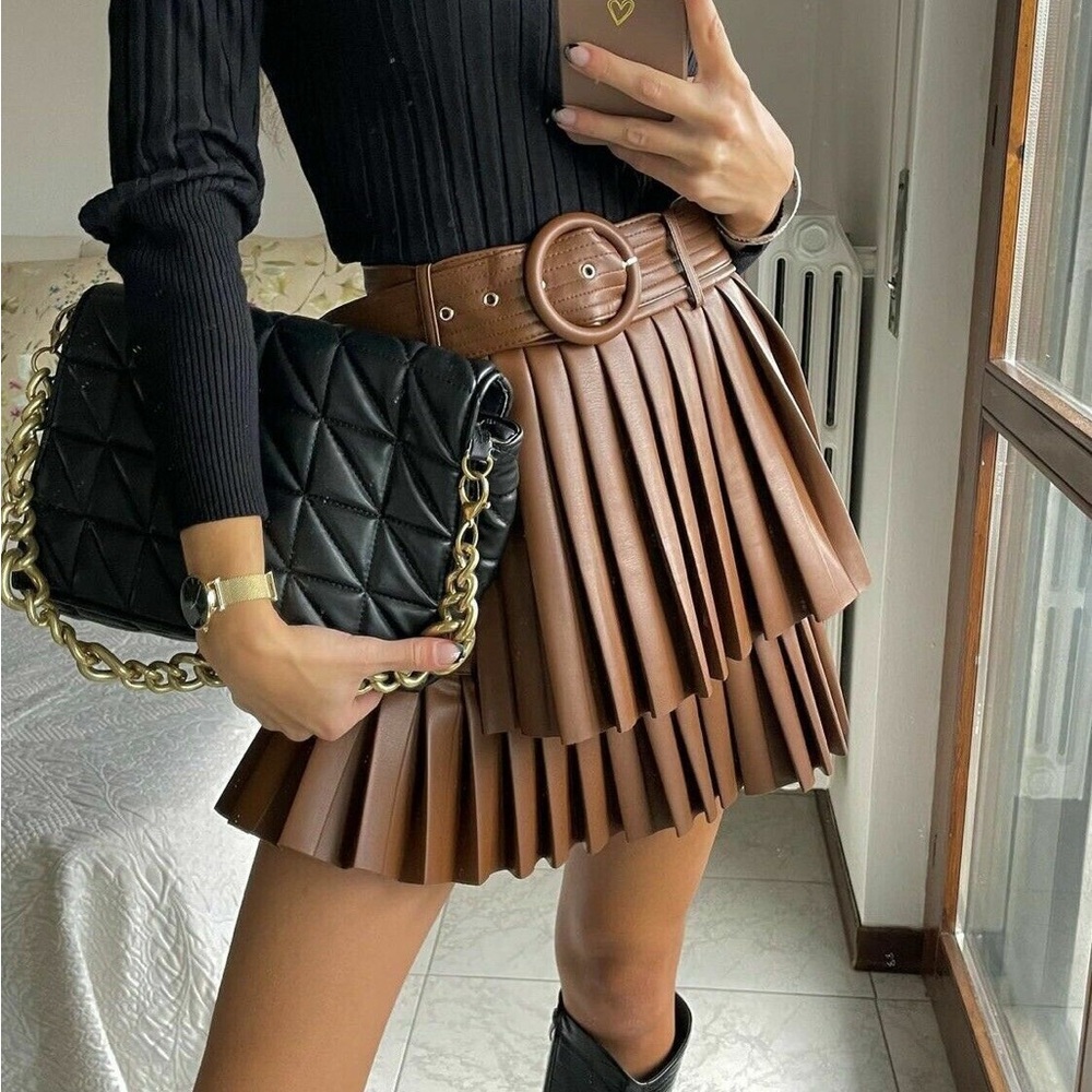 Zara Pleated Faux Leather skirt